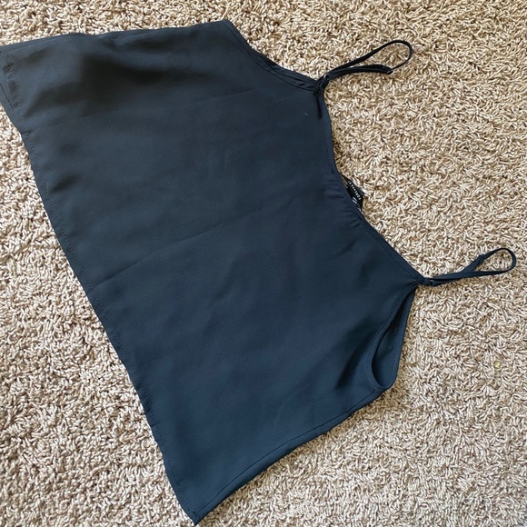 Crop top - Picture 2 of 2